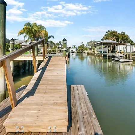 Canal Front Home! Walk To Beach, Porch, Fishing St. Augustine Esterno foto